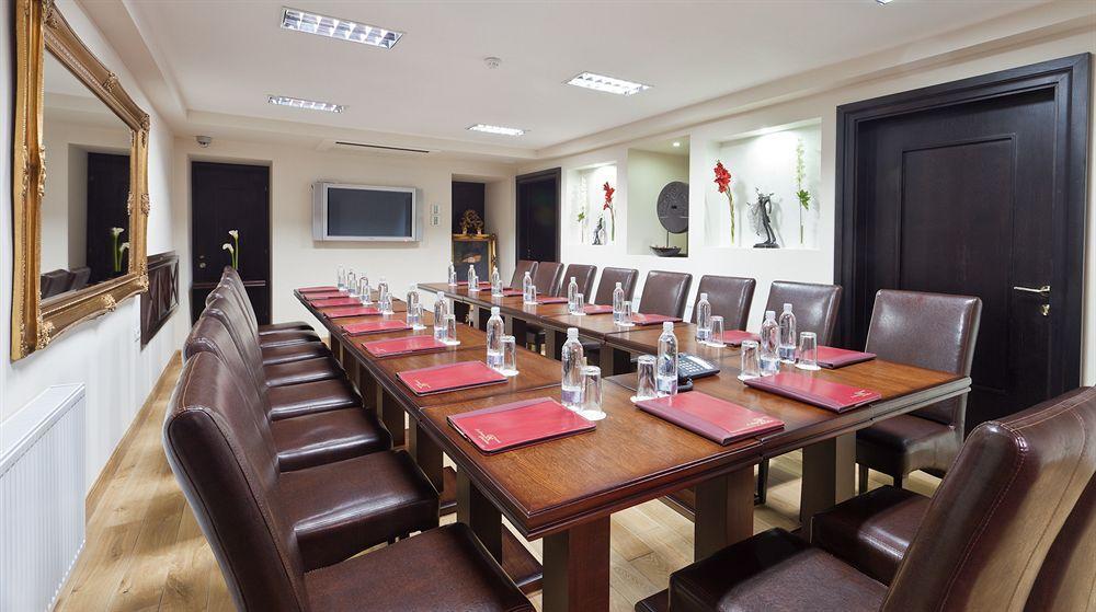 Orussey One Boutique Hotel 3*