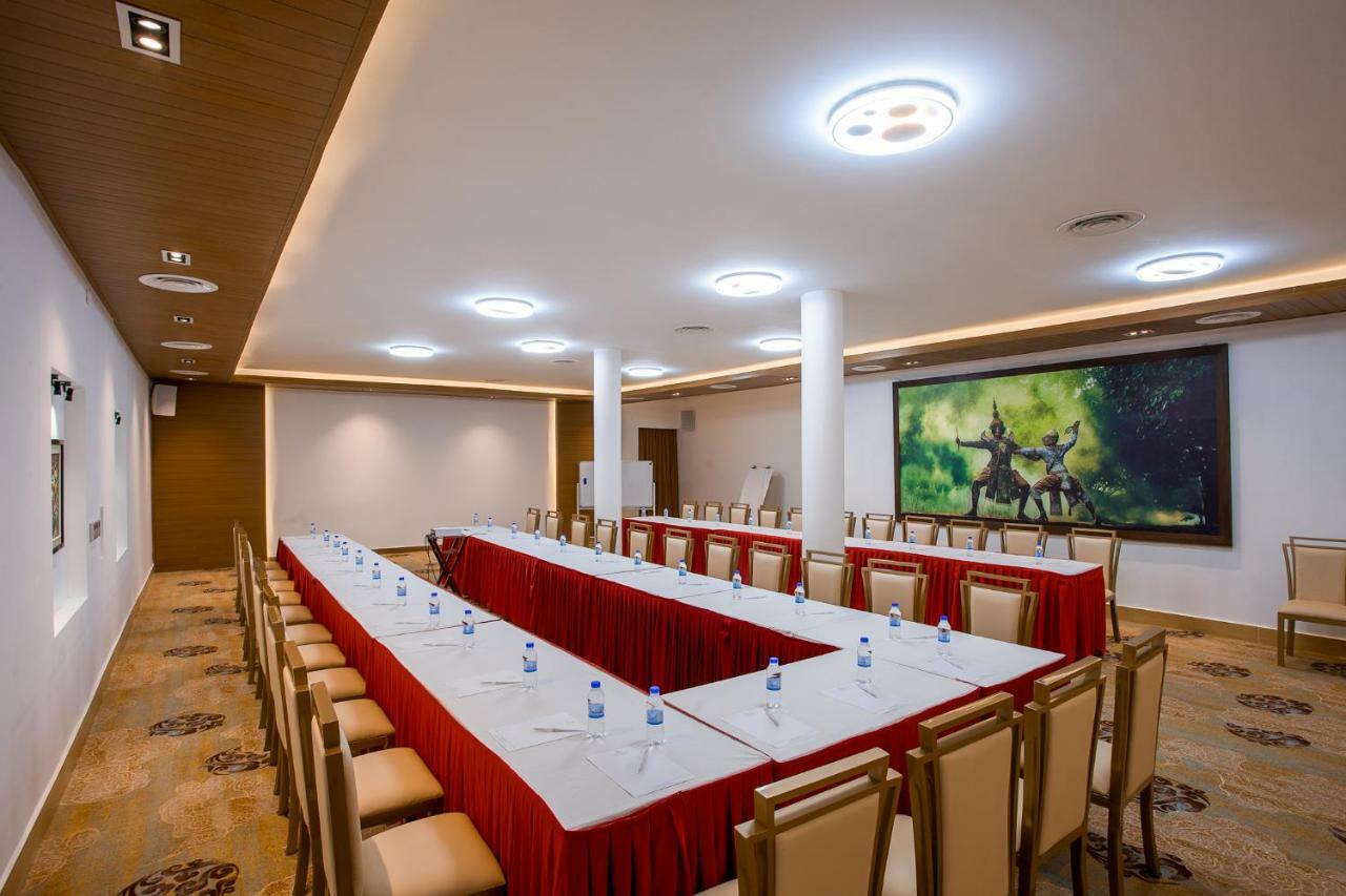 Orussey One Boutique 3*